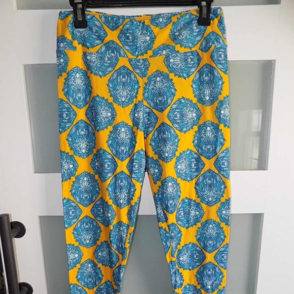 LuLaRoe Mosaic Yellow Blue Lions Lion Head Leggings Tall & Curvy Women's NWOT
